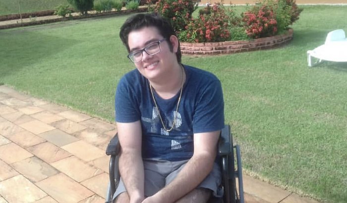 Cadeira de rodas para Marcos Paulo