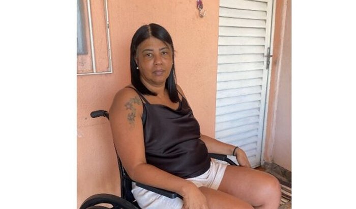 Cirurgia ( remover tumor da coluna)