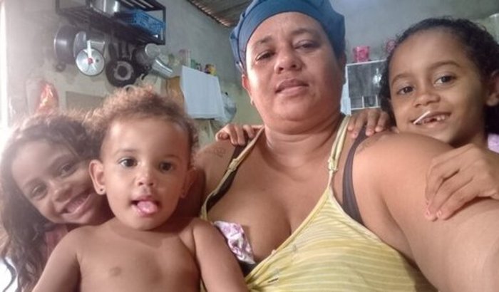 Fome e nescecidade de tudo um pouco 