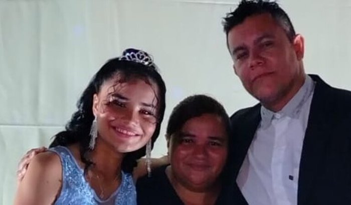 Em prol do Tratamento Aneurisma de Lissandra