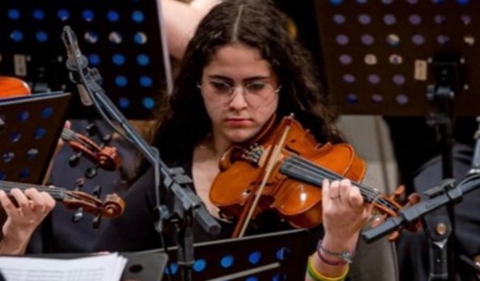 Ajuda para pagar o violino da NaiNai