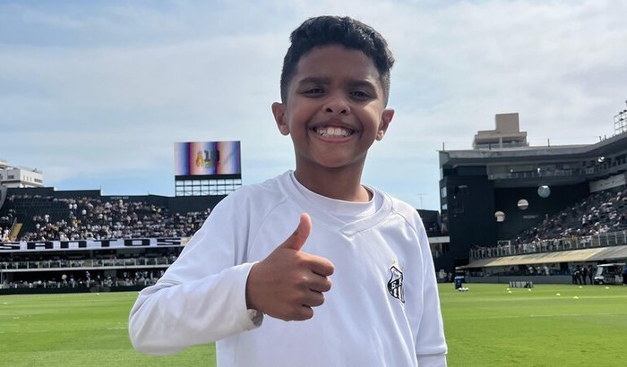 Ajude o Davi a jogar a copa MV 2026 no dia do seu aniversário! 