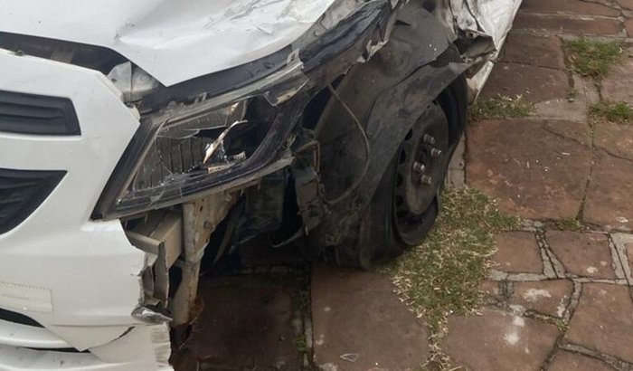 Amigos preciso de uma força