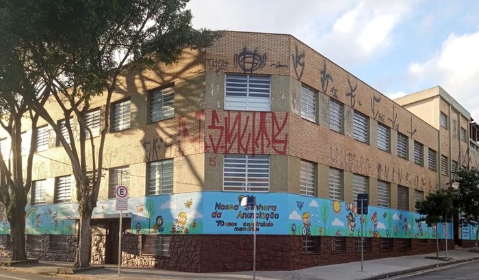 Revitalização da fachada do Instituto Nossa Senhora da Anunciação