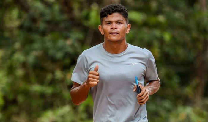 Ajuda ao atleta Jordaneo Moura Silva