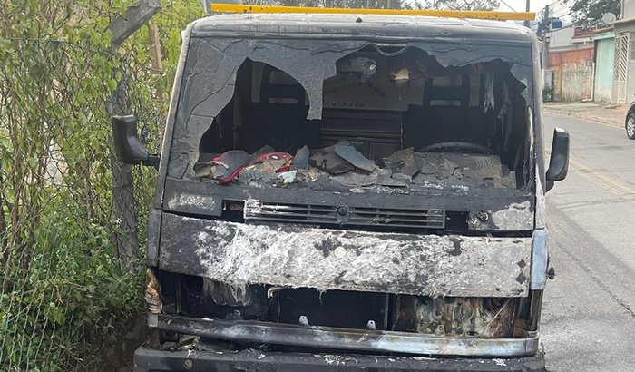 Ajude na reconstrução do meu sonho!