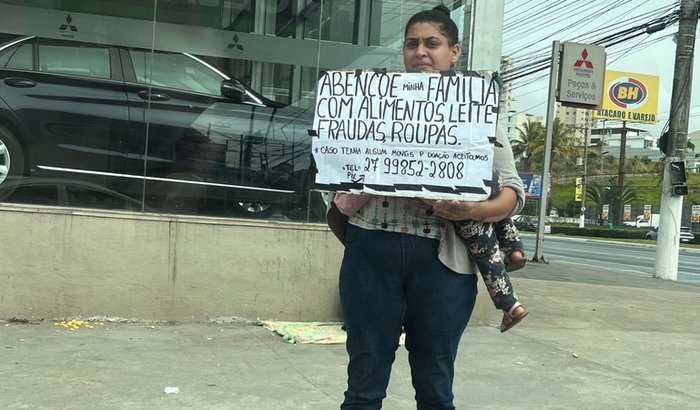 Ajude a Fernanda Mãe solo