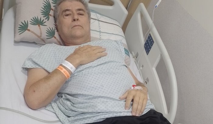 Ajuda tratamento infecção de Coluna