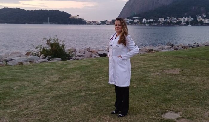 Ajuda para renovar a matrícula da faculdade de Medicina, último semestre.