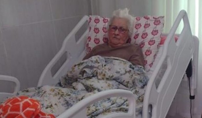 Ajuda a Sra. Olivia Rosalina de Souza