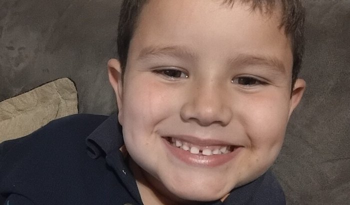 Tratamento de saúde do pequeno Enrico