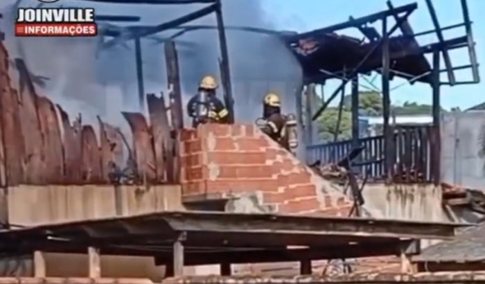Solidariedade para minha família após incêndio