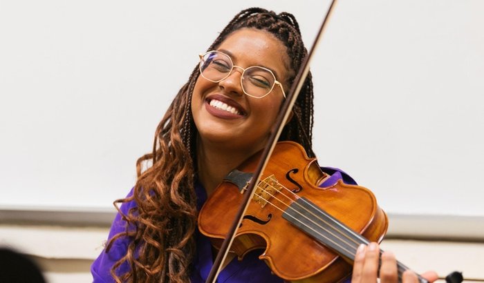 Me ajude a estudar em Bruxelas!!!