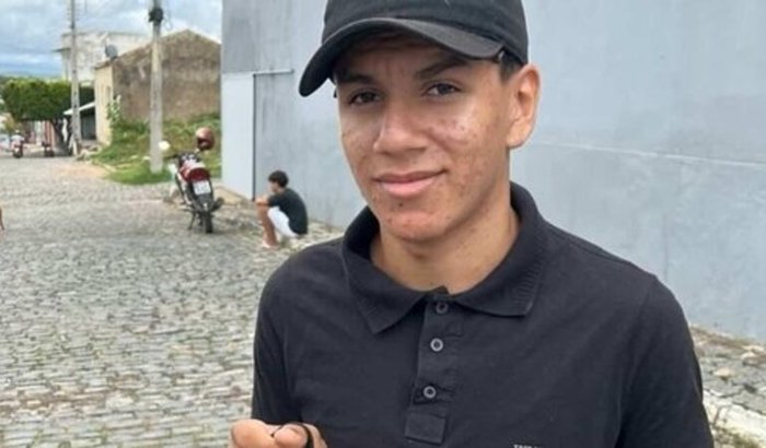 Projeto Pé de Anjo (Betim), “Operação Havaianas Solidárias”