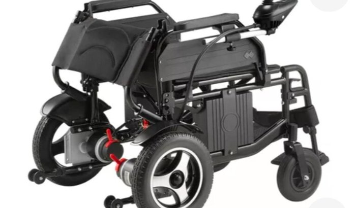 Minha cadeira de rodas motorizada
