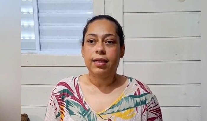 Ajuda pra comprar a prótese pra Cris!