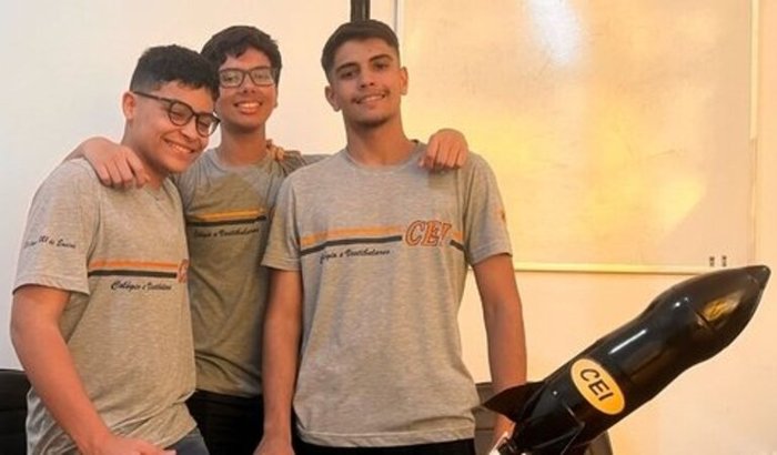 Todos juntos pelo campeonato brasileiro de foguetes