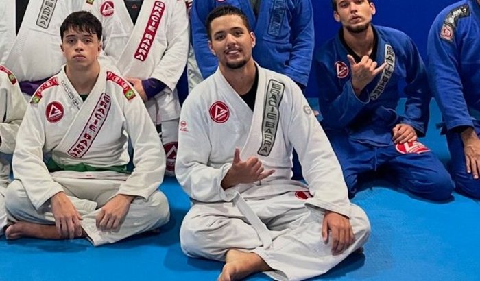 Me ajudem a participar do campeonato Sul-Americano dia 13/08!