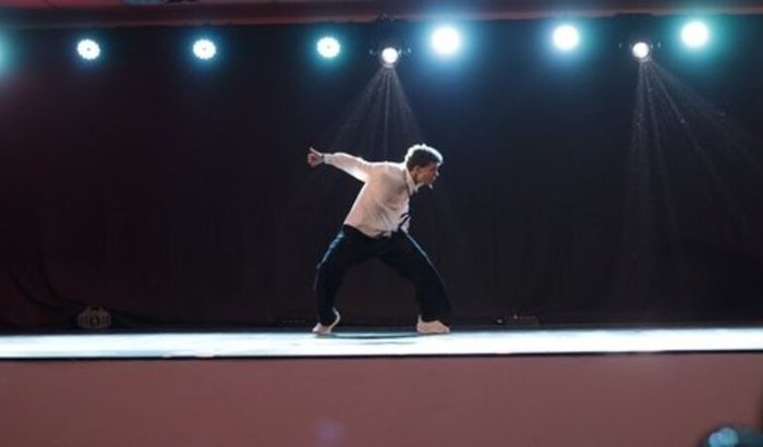 VAKINHA PARA AUXILIAR CUSTOS INDIVIDUAIS COMO DANÇARINO.