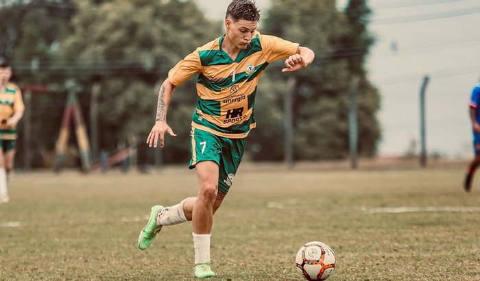 Ajude na cirugia do joelho 