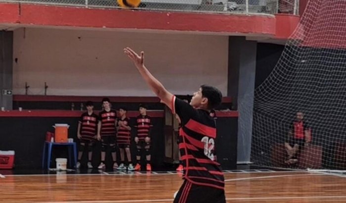 Ajude o Julio César Merlim a ir para a taça Paraná