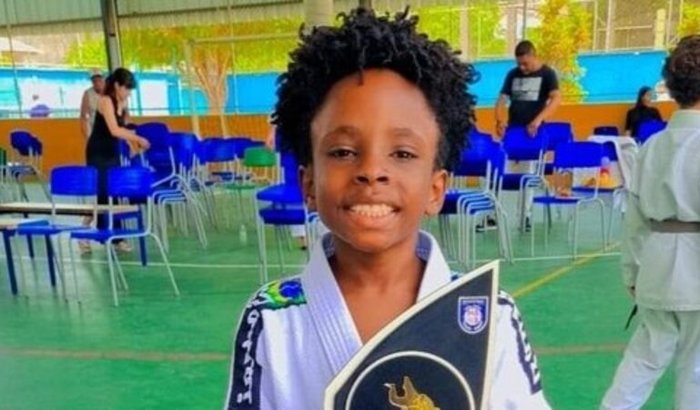 Ajuda o judoca Emanuel ir para o campeonato em  João Pessoa 