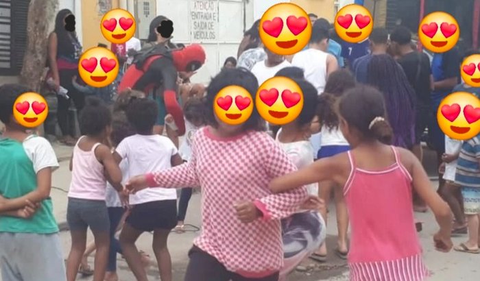 Campo de Futebol para Crianças da Comunidade Santa Luiza 