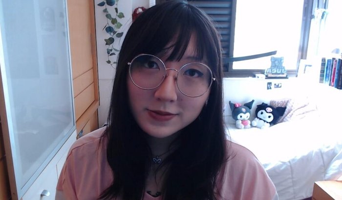 Ajuda para a Nikki continuar a faculdade