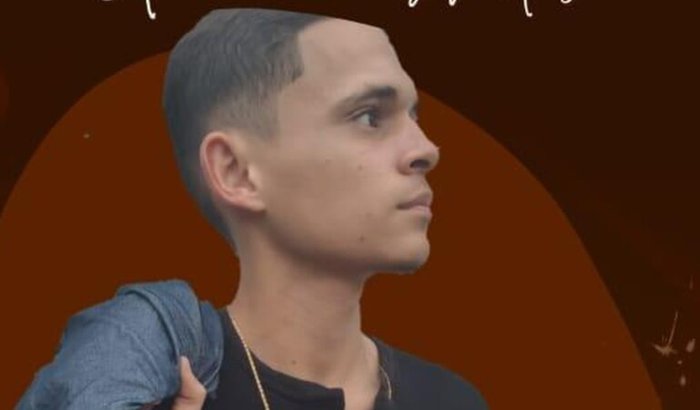 AJUDA PARA REALIZAR MEU SONHO DE SER CANTOR