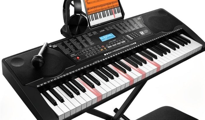 vaquinha pra compra o teclado ajudem com qualquer valor pra a igreja.