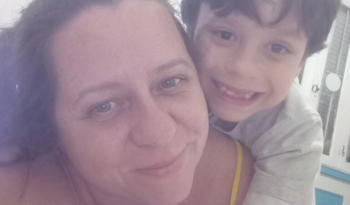 Montar minha cozinha para que eu possa trabalhar com que eu mais amo que é cozinhar.