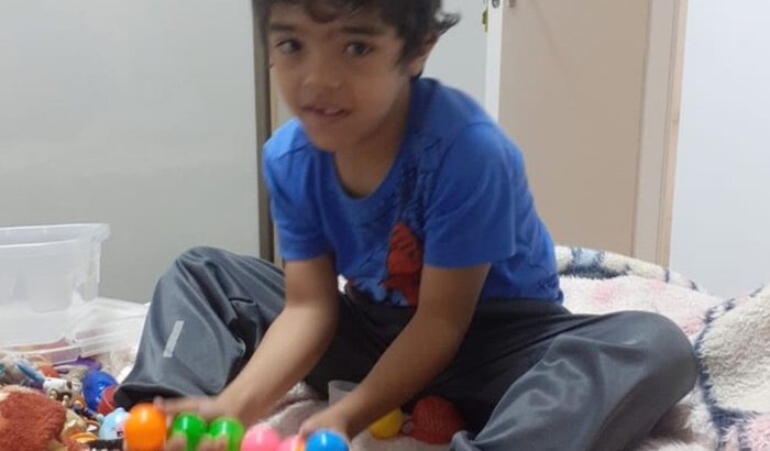 Ajude o Théo a se comunicar 💙