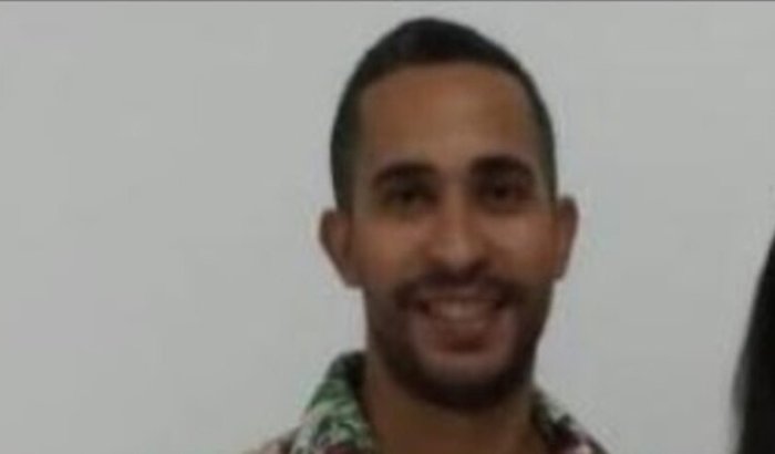 Ajuda mensal para Guilherme Ulisses Lins de Assis