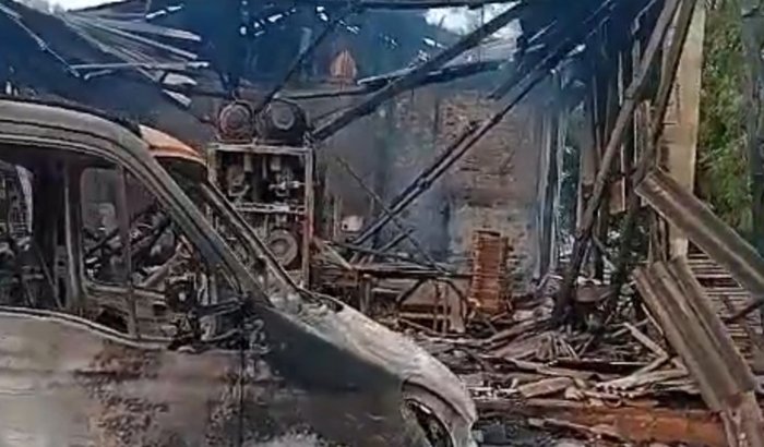 Reerguer Marcenaria que incendiou