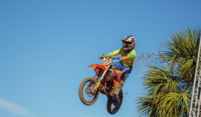 Zion berchtold nos 🇺🇸 2025 MINI OS