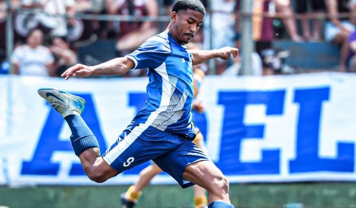 EM BUSCA DE UM SONHO🙏🏾⚽️