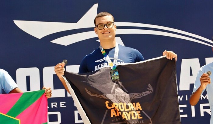 Ajuda para ir ao Campeonato Mundial Oceanman em Dubai