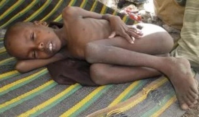 ajude as crianças de moçambique africa