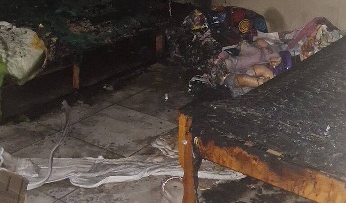 Ajuda para familia que perdeu tudo em incêndio criminoso causado pelo ex-marido.