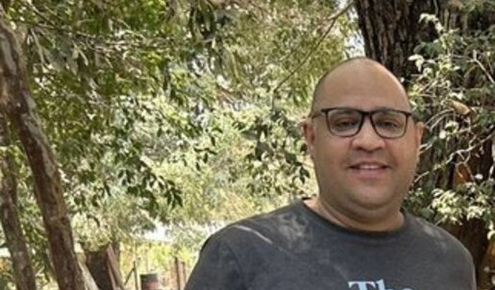 Ajude o Alex a continuar seu tratamento