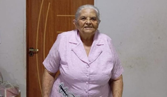 Vamos atender o último pedido da dona Francisca