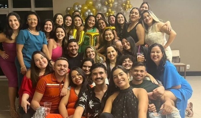 Valorize quem cuida de quem você ama 💙 