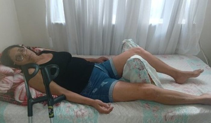 Ajude minha tia Regina — atropelada ao salvar a netinha — a voltar a andar!”