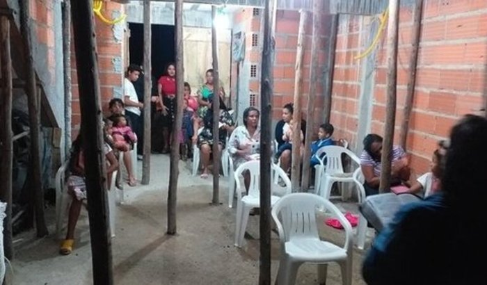 Terminar a construção de uma igreja que está envolvida em resgatar pessoas de rua e transformar em cidades do bem