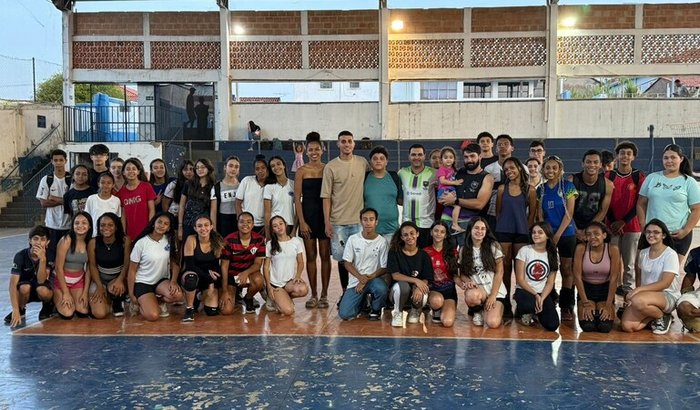 Compra de bolas para projeto social de vôlei- Bom Sucesso MG