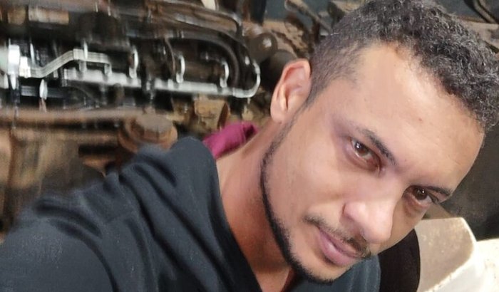 Compra de ferramentas e equipamentos de diagnósticos.