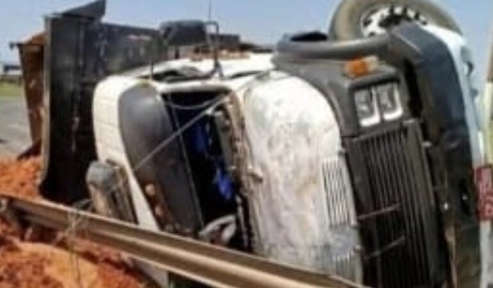 Arrecadar verbas para arrumar meu Caminhão!!