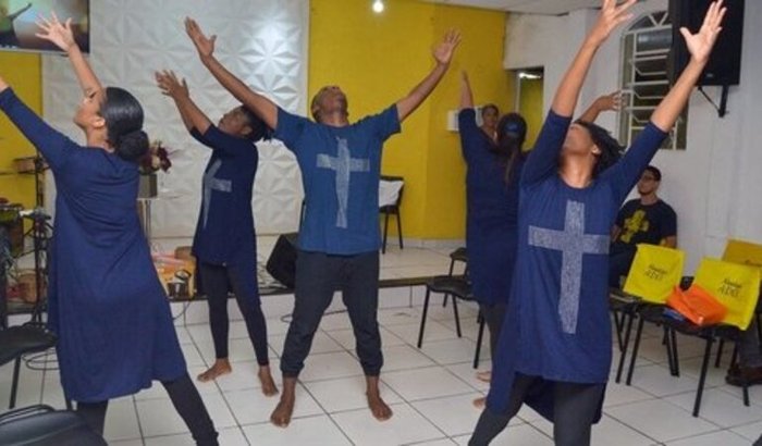 Semeando para gerar vidas