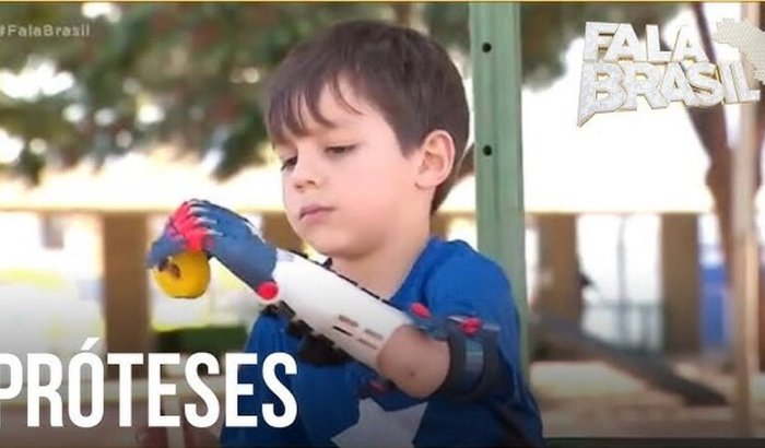 quero  abrir meu próprio negocio em impressão 3 d para ajudar 