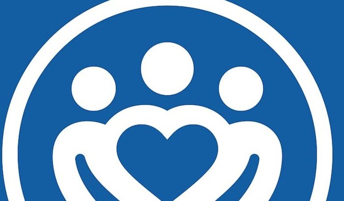 Ajuda para comes e bebes para as crianças 